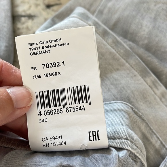 Marc Cain Distressed Slim Jeans 8 - Picture 14 of 15